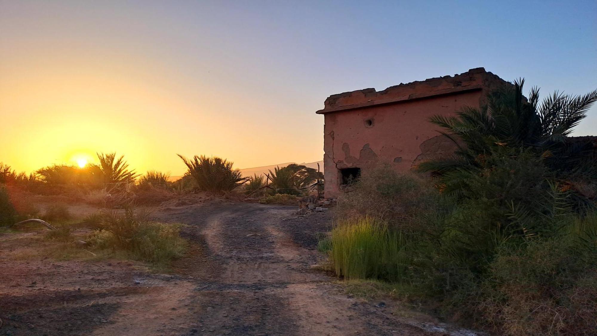 La Petite Maison Du Lac Iriki Foum Zguid エクステリア 写真