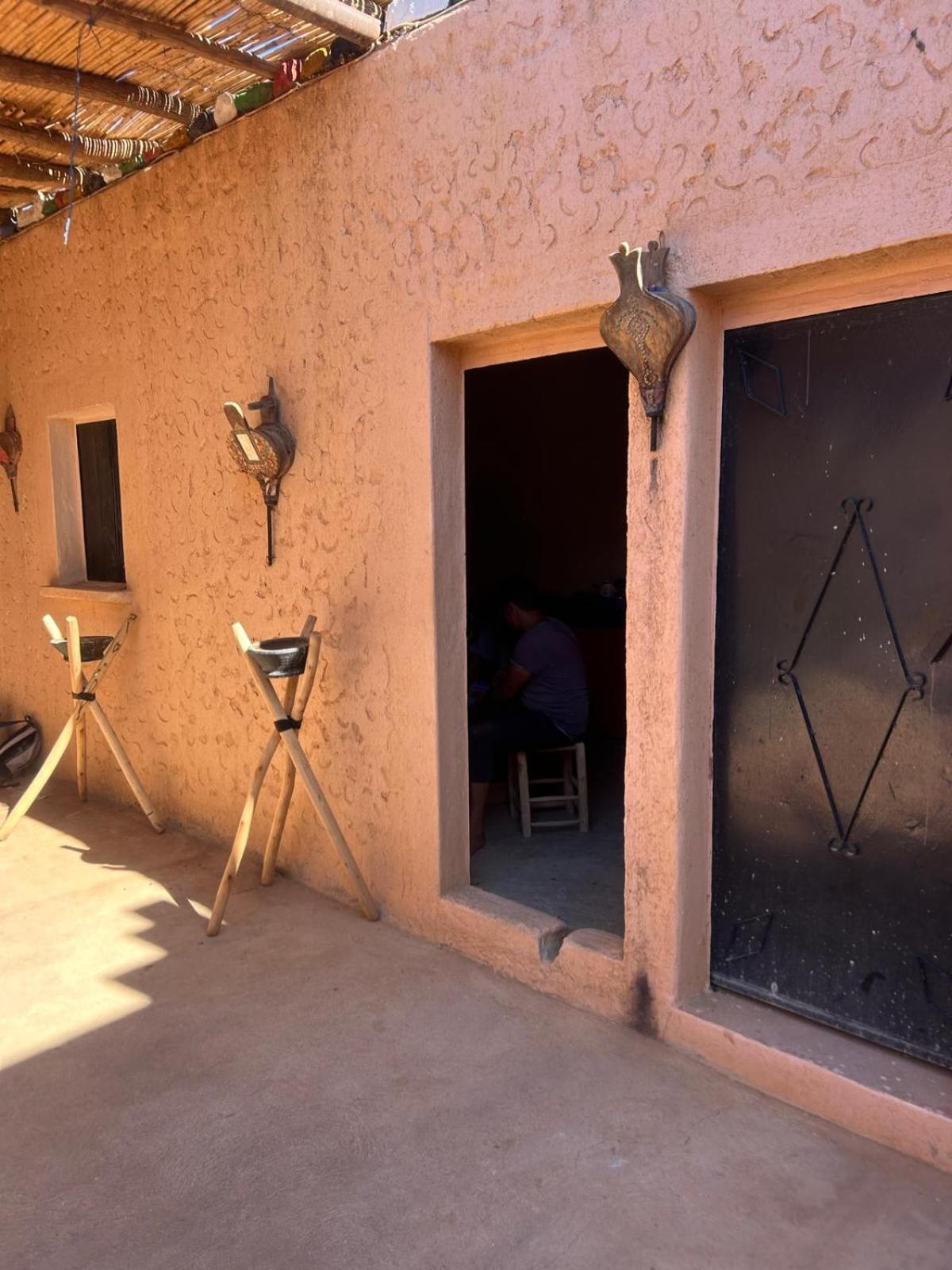 La Petite Maison Du Lac Iriki Foum Zguid エクステリア 写真