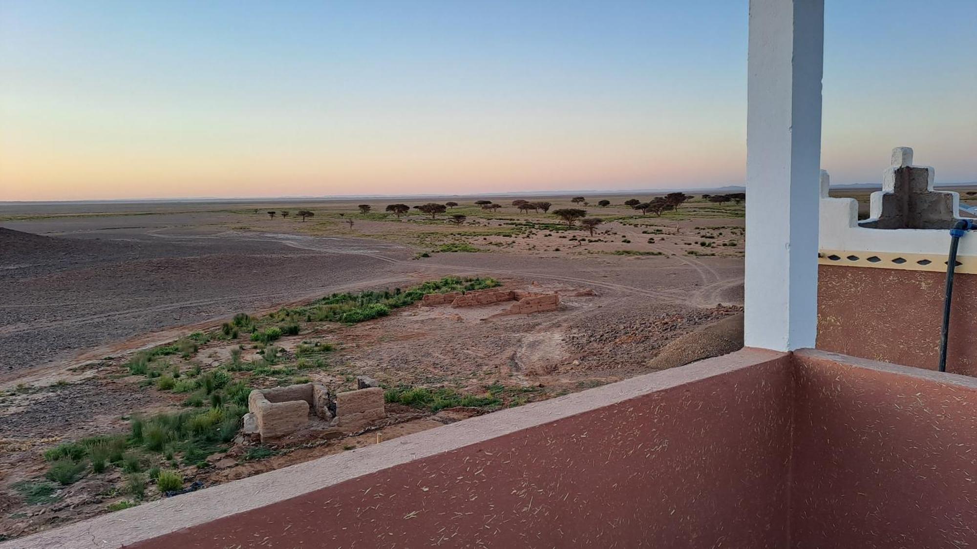 La Petite Maison Du Lac Iriki Foum Zguid エクステリア 写真
